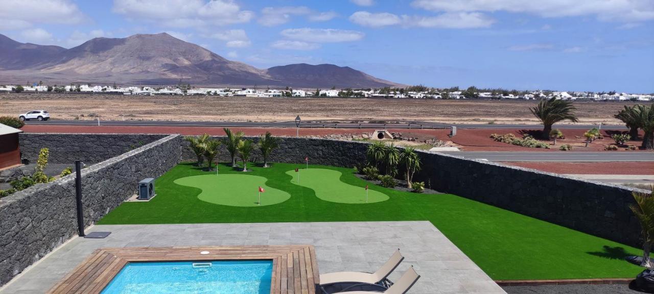 Villa Geneva - Relax Y Diversion Playa Blanca  Exterior photo